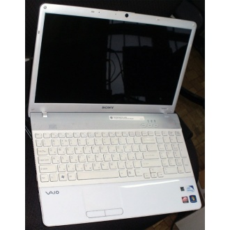 Ноутбук Sony Vaio VPCEB3E1R (Intel Pentium P6100 (2x2.0Ghz) /4096Mb DDR3 /320Gb /Radeon HD5470 /15.5" TFT 1366x768) - Одинцово