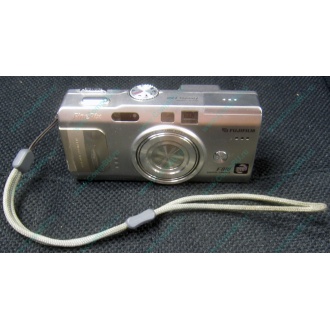 Фотоаппарат Fujifilm FinePix F810 (без зарядного устройства) - Одинцово